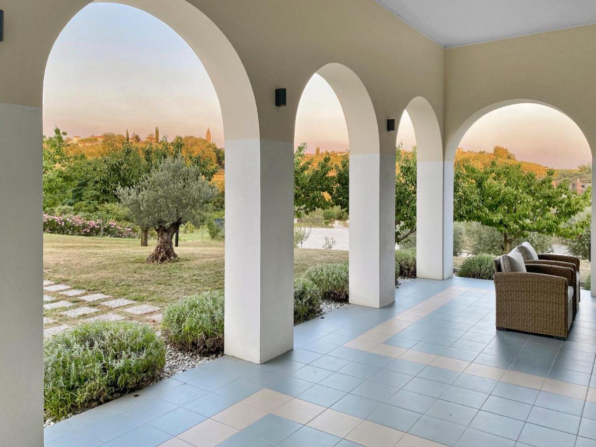 Toscanina Garni Hotel Dobrovo Dış mekan fotoğraf